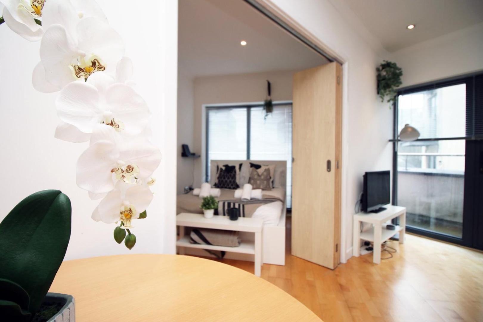 Centrally Located Spacious 2Br | Cohost Partners Cardiff Exterior foto